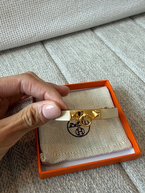 Hermes Jewelry - Hermes Rivale Gold-Tone Cream Leather Bracelet